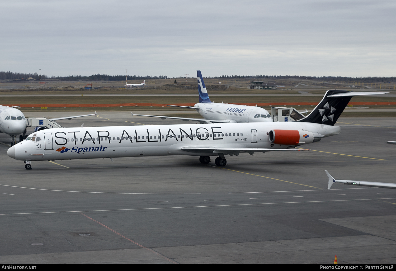Aircraft Photo of OY-KHE | McDonnell Douglas MD-82 (DC-9-82) | Spanair | AirHistory.net #193054