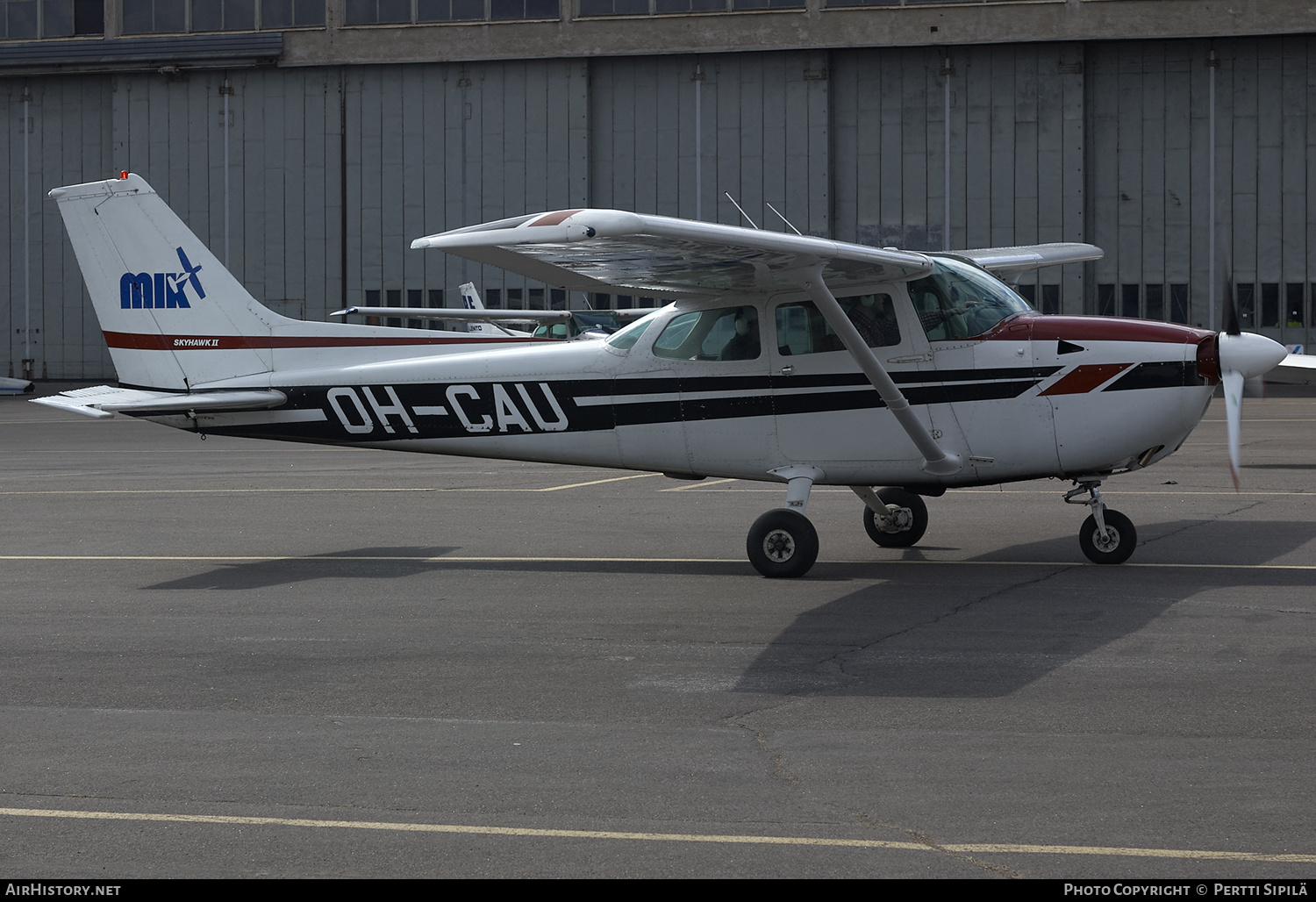 Aircraft Photo of OH-CAU | Cessna 172N Skyhawk II | MIK - Malmin Ilmailukerho | AirHistory.net #193090