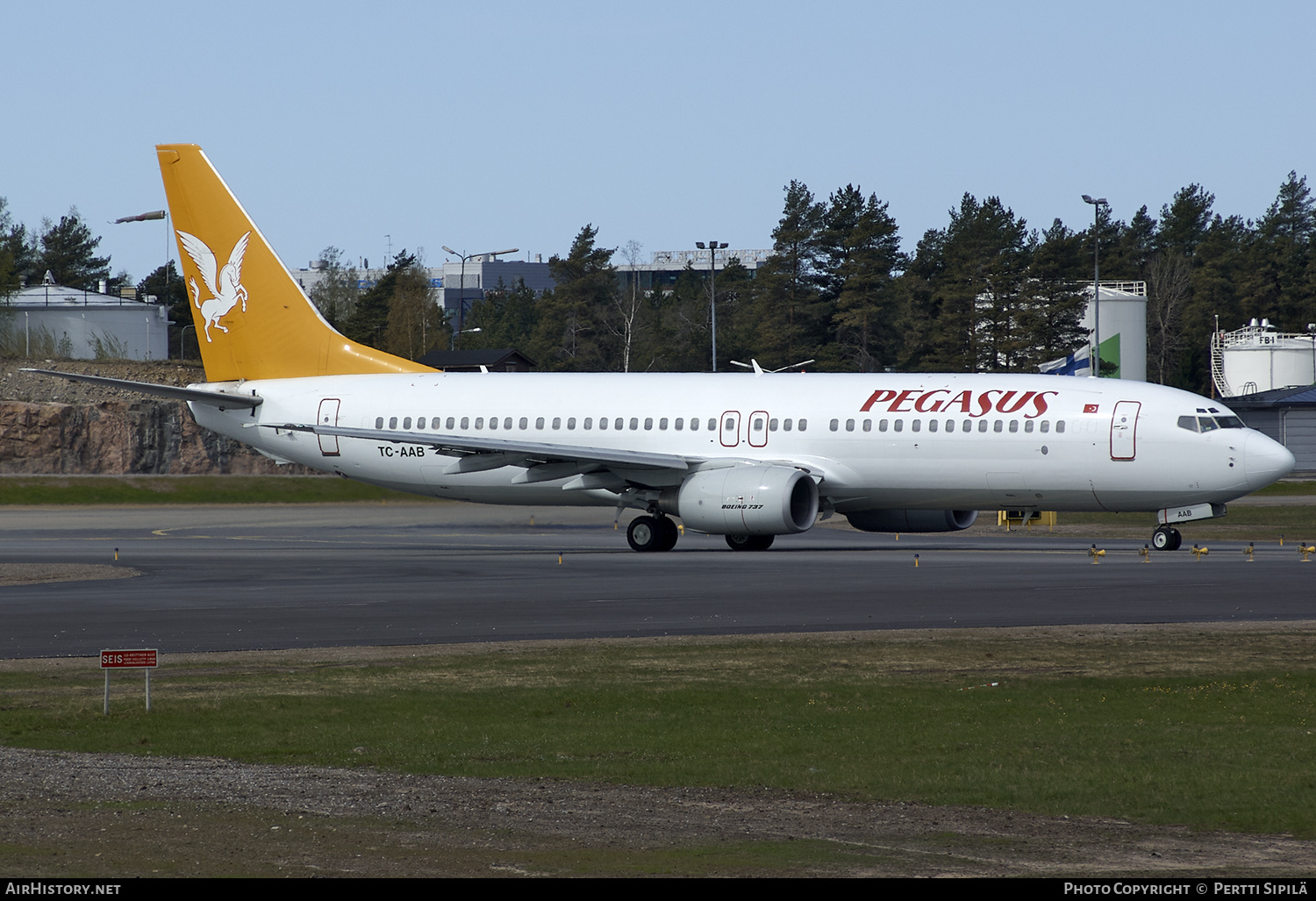 Aircraft Photo of TC-AAB | Boeing 737-86N | Pegasus Airlines | AirHistory.net #193192