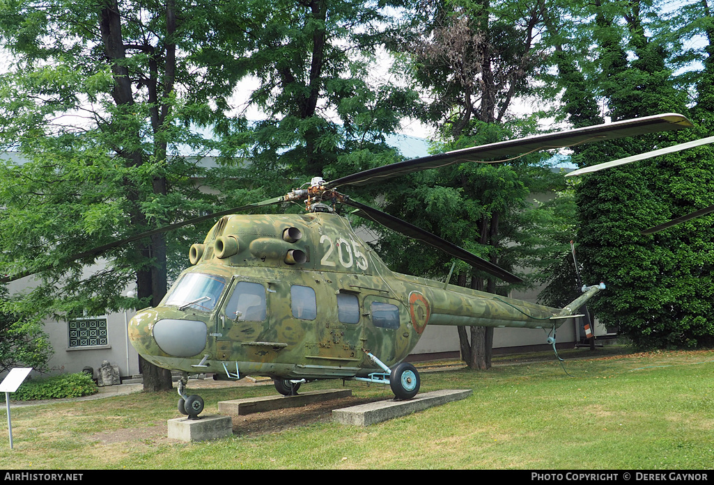 Aircraft Photo of 205 | Mil Mi-2... | Bulgaria - Air Force | AirHistory.net #193205