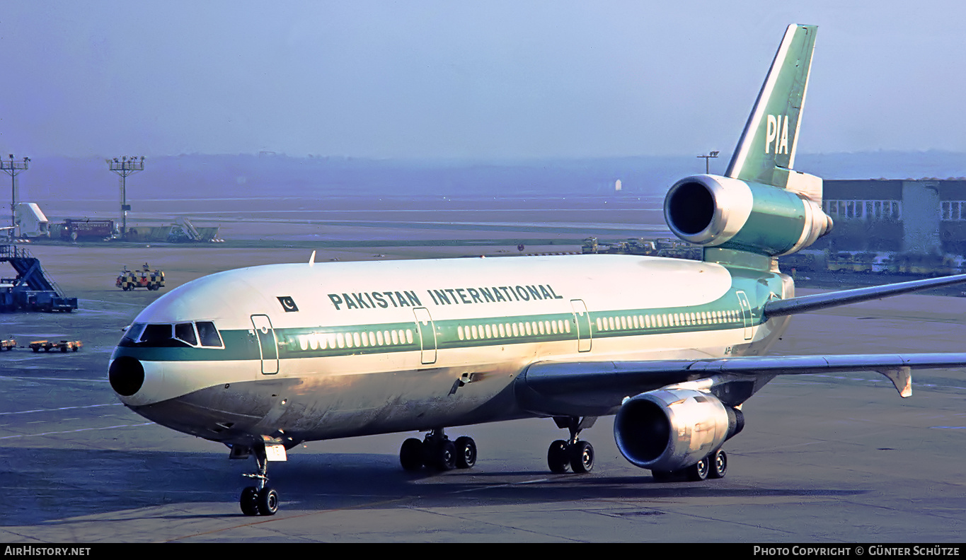 Aircraft Photo of AP-AXE | McDonnell Douglas DC-10-30 | Pakistan International Airlines - PIA | AirHistory.net #193349