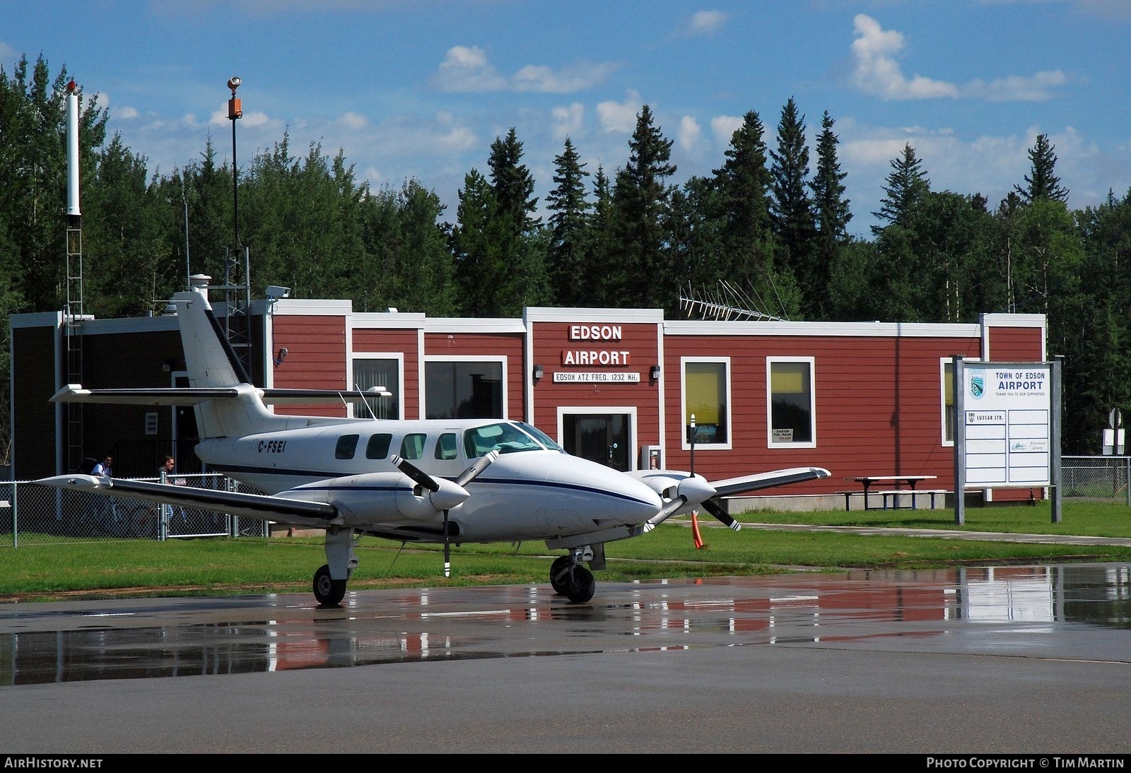 Airport photo of Edson (CYET / YET) in Alberta, Canada | AirHistory.net #193582