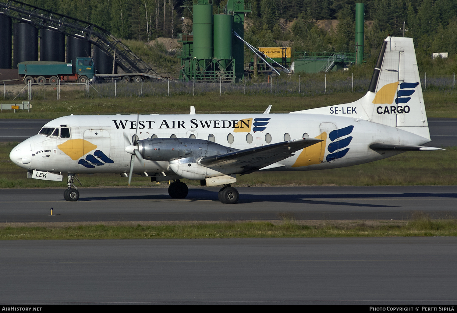 Aircraft Photo of SE-LEK | Hawker Siddeley HS-748 Srs2/244 | West Air Sweden | AirHistory.net #193638