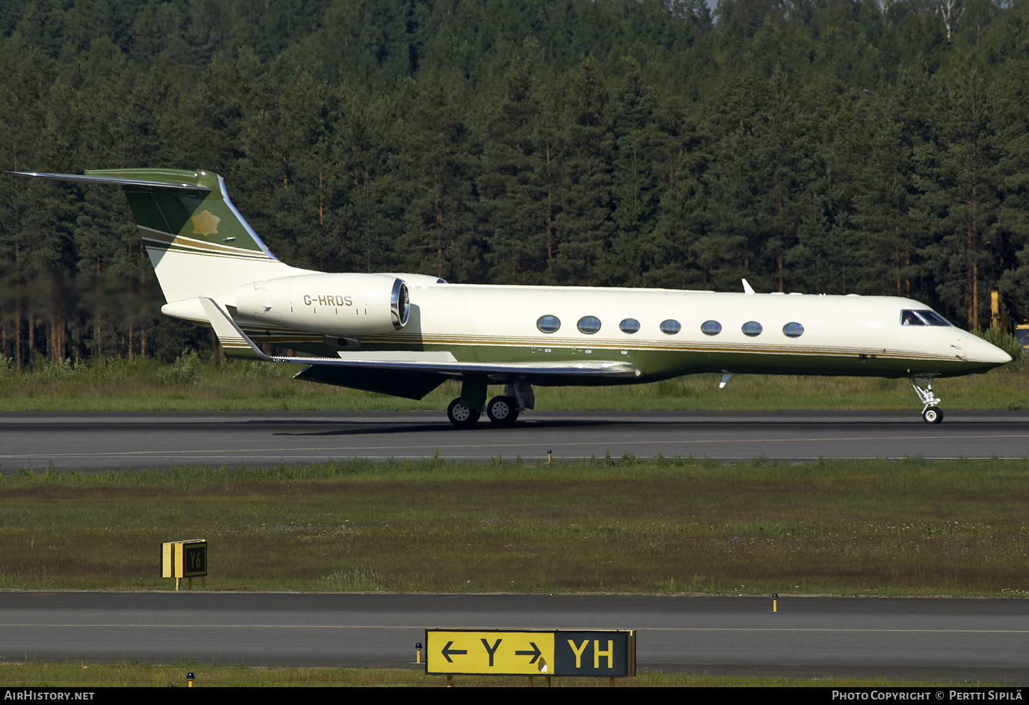 Aircraft Photo of G-HRDS | Gulfstream Aerospace G-V-SP Gulfstream G550 | Fayair | AirHistory.net #193643