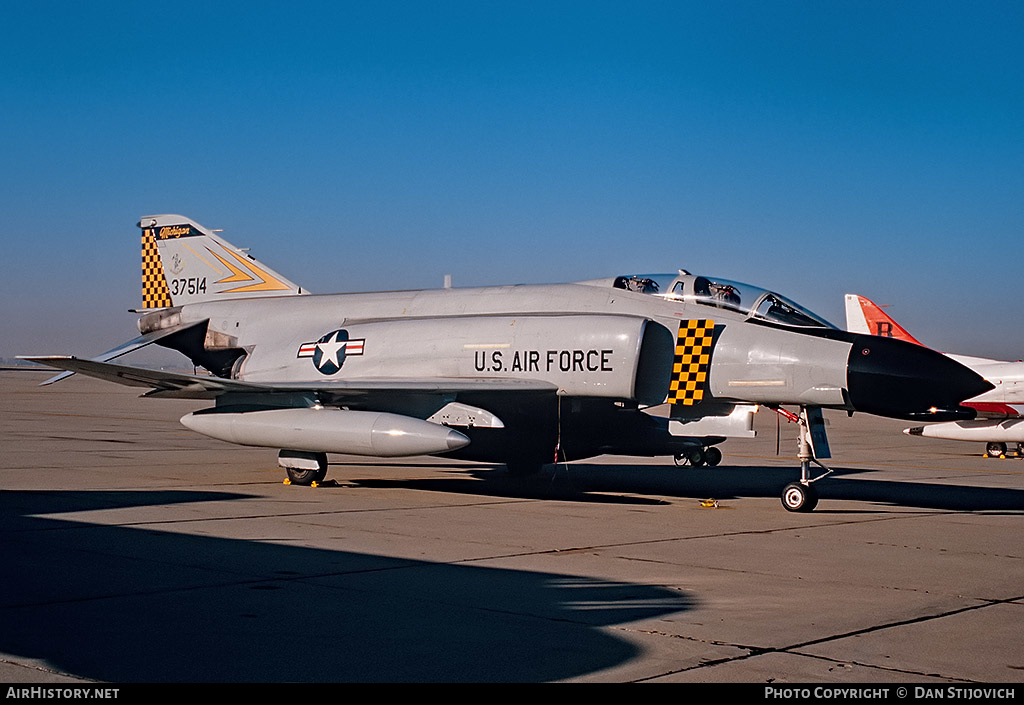 Aircraft Photo of 63-7514 / 37514 | McDonnell F-4C Phantom II | USA - Air Force | AirHistory.net #193773