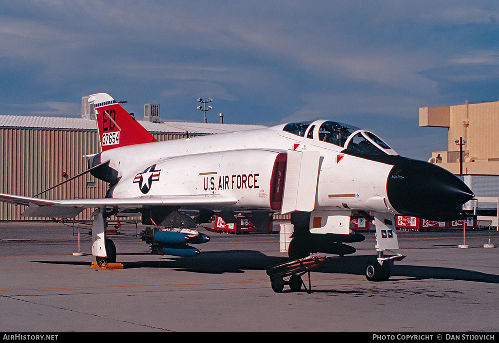 Aircraft Photo of 63-7654 / 37654 | McDonnell NF-4C Phantom II | USA - Air Force | AirHistory.net #193779