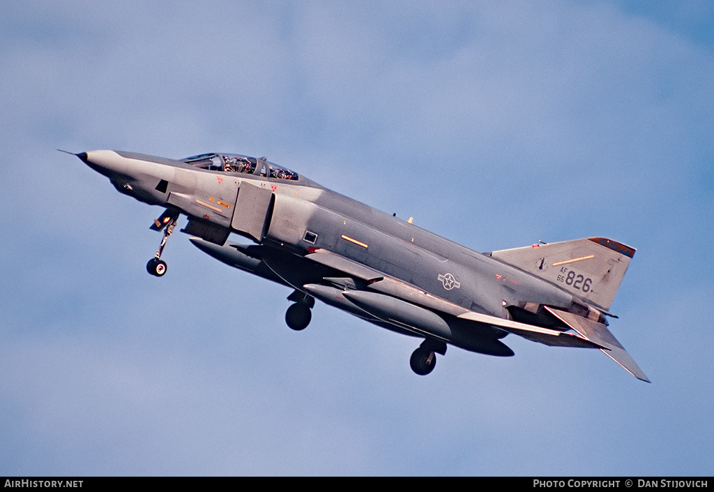 Aircraft Photo of 65-0826 / AF65-826 | McDonnell Douglas RF-4C Phantom II | USA - Air Force | AirHistory.net #193835