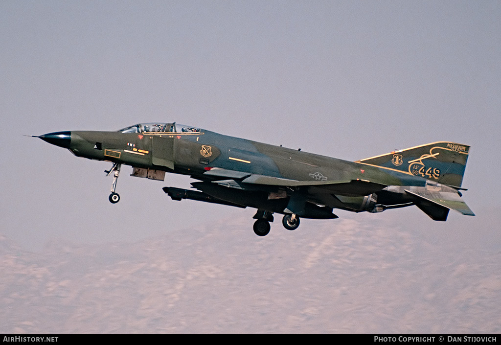 Aircraft Photo of 66-0449 / AF66-449 | McDonnell Douglas RF-4C Phantom II | USA - Air Force | AirHistory.net #193855