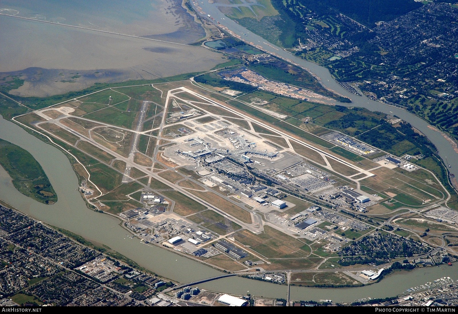 Airport photo of Vancouver - International (CYVR / YVR) in British Columbia, Canada | AirHistory.net #193877