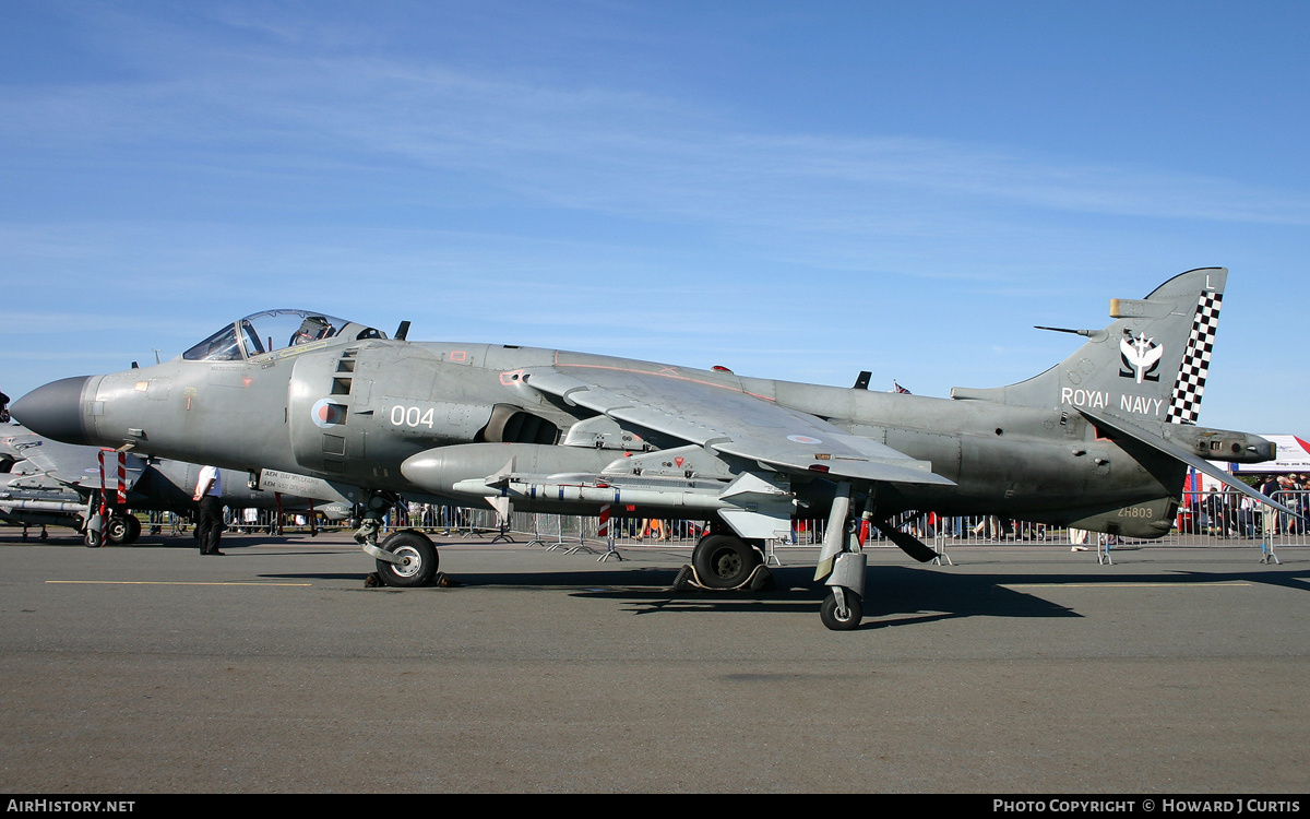 Aircraft Photo of ZH803 | British Aerospace Sea Harrier FA2 | UK - Navy | AirHistory.net #194046