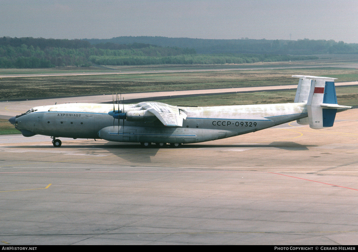 Aircraft Photo of CCCP-09329 | Antonov An-22A Antei | Aeroflot | AirHistory.net #194178