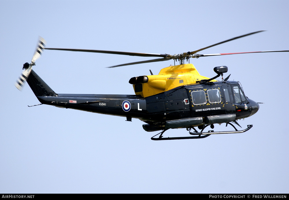 Aircraft Photo of ZJ241 | Bell 412EP Griffin HT1 | UK - Air Force | AirHistory.net #194331