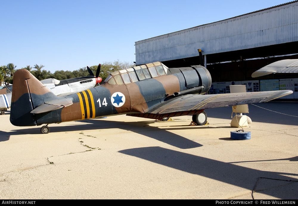 Aircraft Photo of 14 | North American AT-6D Texan | Israel - Air Force | AirHistory.net #194398