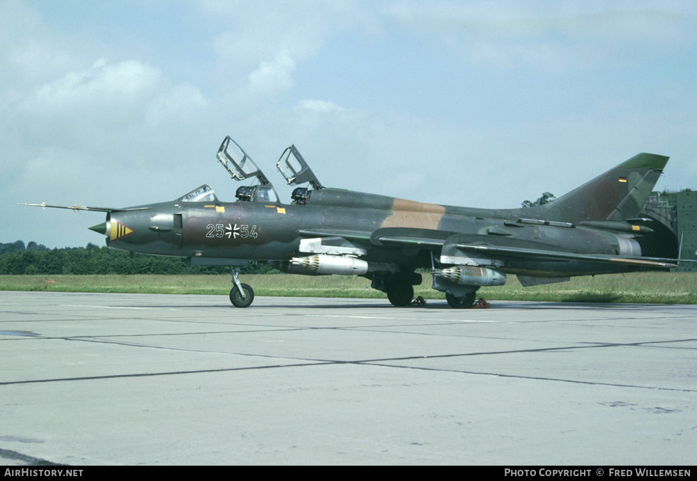 Aircraft Photo of 2554 | Sukhoi Su-17UM-3K | Germany - Air Force | AirHistory.net #194457