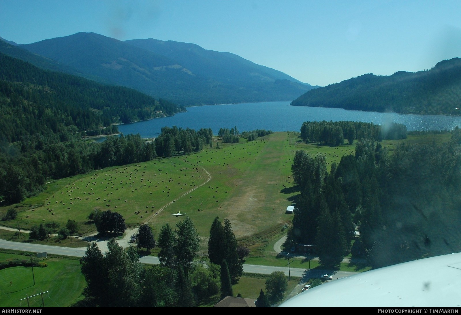 Airport photo of Crawford Bay (CAR2) in British Columbia, Canada | AirHistory.net #194566