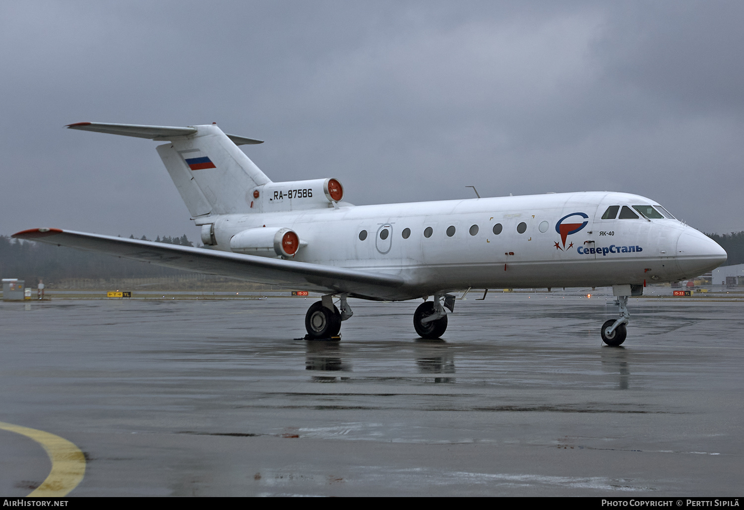 Aircraft Photo of RA-87586 | Yakovlev Yak-40 | Severstal Avia | AirHistory.net #194589