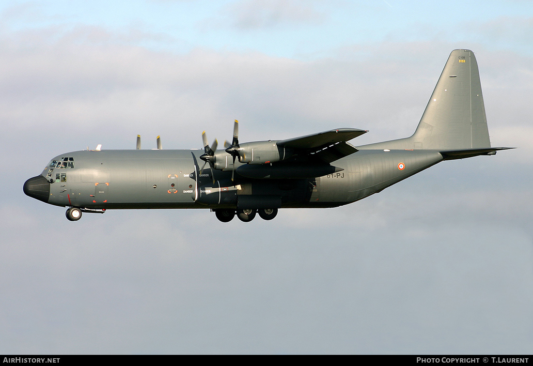 Aircraft Photo of 5153 | Lockheed C-130H-30 Hercules (L-382) | France - Air Force | AirHistory.net #194836