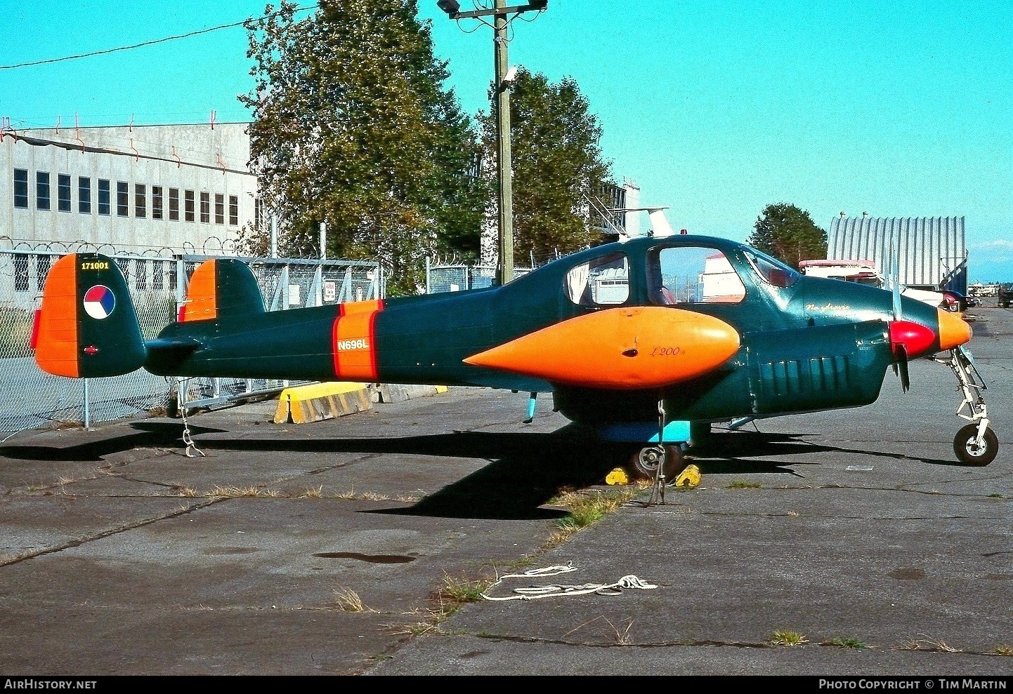 Aircraft Photo of N696L / 171001 | Let L-200D Morava | Czechoslovakia - Air Force | AirHistory.net #194877