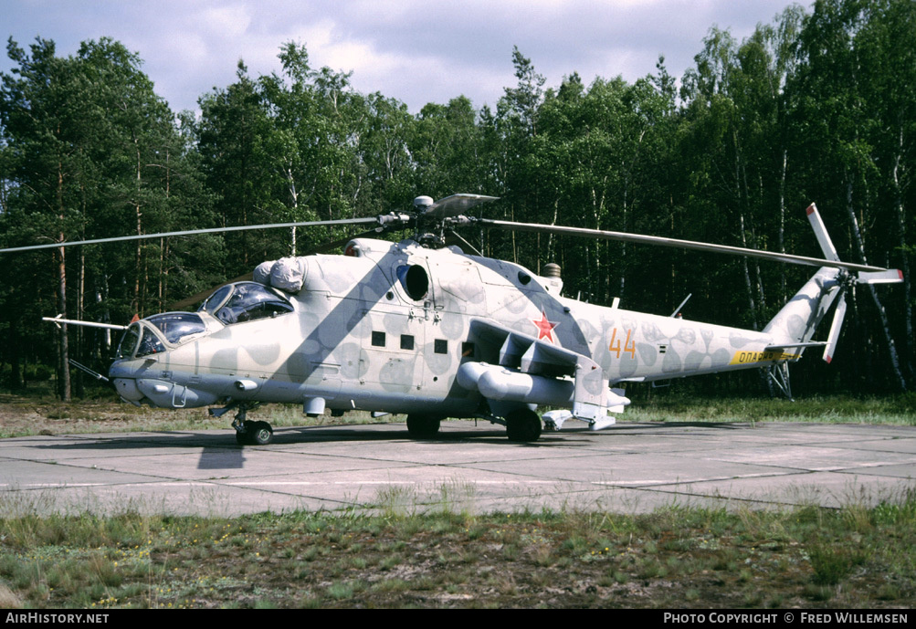 Aircraft Photo of 44 yellow | Mil Mi-24RCh | Russia - Air Force | AirHistory.net #195038