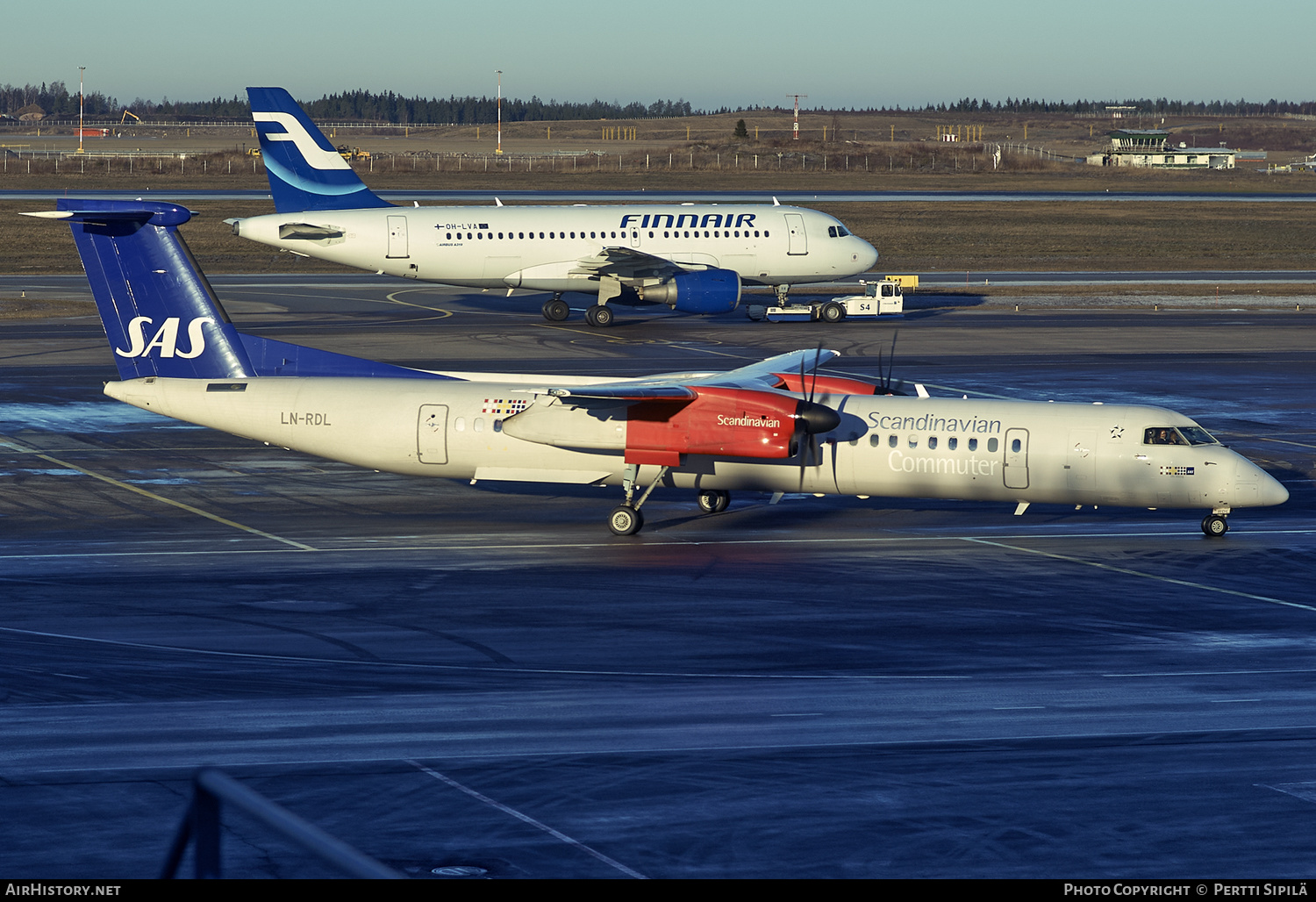 Aircraft Photo of LN-RDL | Bombardier DHC-8-402 Dash 8 | Scandinavian Commuter - SAS | AirHistory.net #195106