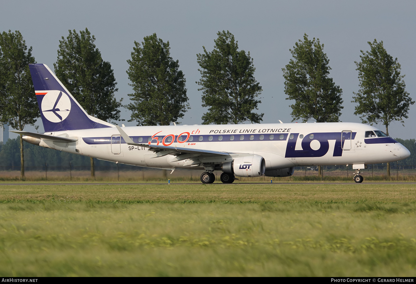 Aircraft Photo of SP-LII | Embraer 175STD (ERJ-170-200STD) | LOT Polish Airlines - Polskie Linie Lotnicze | AirHistory.net #195178