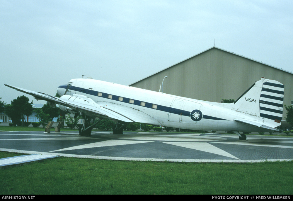 Aircraft Photo of 15924 | Douglas C-47A Skytrain | Taiwan - Air Force | AirHistory.net #195250