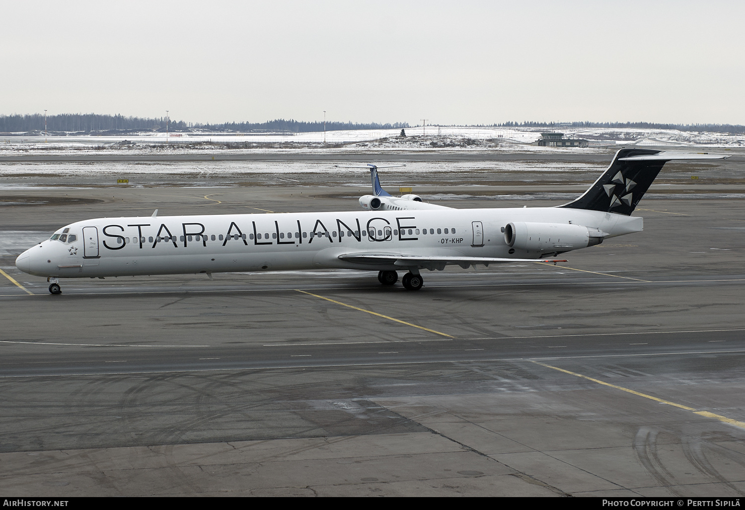 Aircraft Photo of OY-KHP | McDonnell Douglas MD-81 (DC-9-81) | Scandinavian Airlines - SAS | AirHistory.net #195303