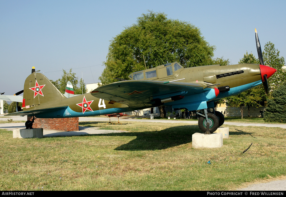 Aircraft Photo of 4 | Ilyushin Il-2M3 Shturmovik | Bulgaria - Air Force | AirHistory.net #195339