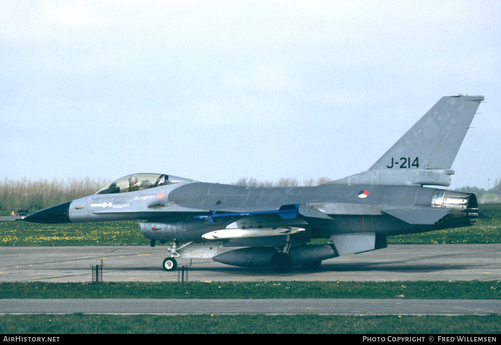 Aircraft Photo of J-214 | General Dynamics F-16A Fighting Falcon | Netherlands - Air Force | AirHistory.net #195514