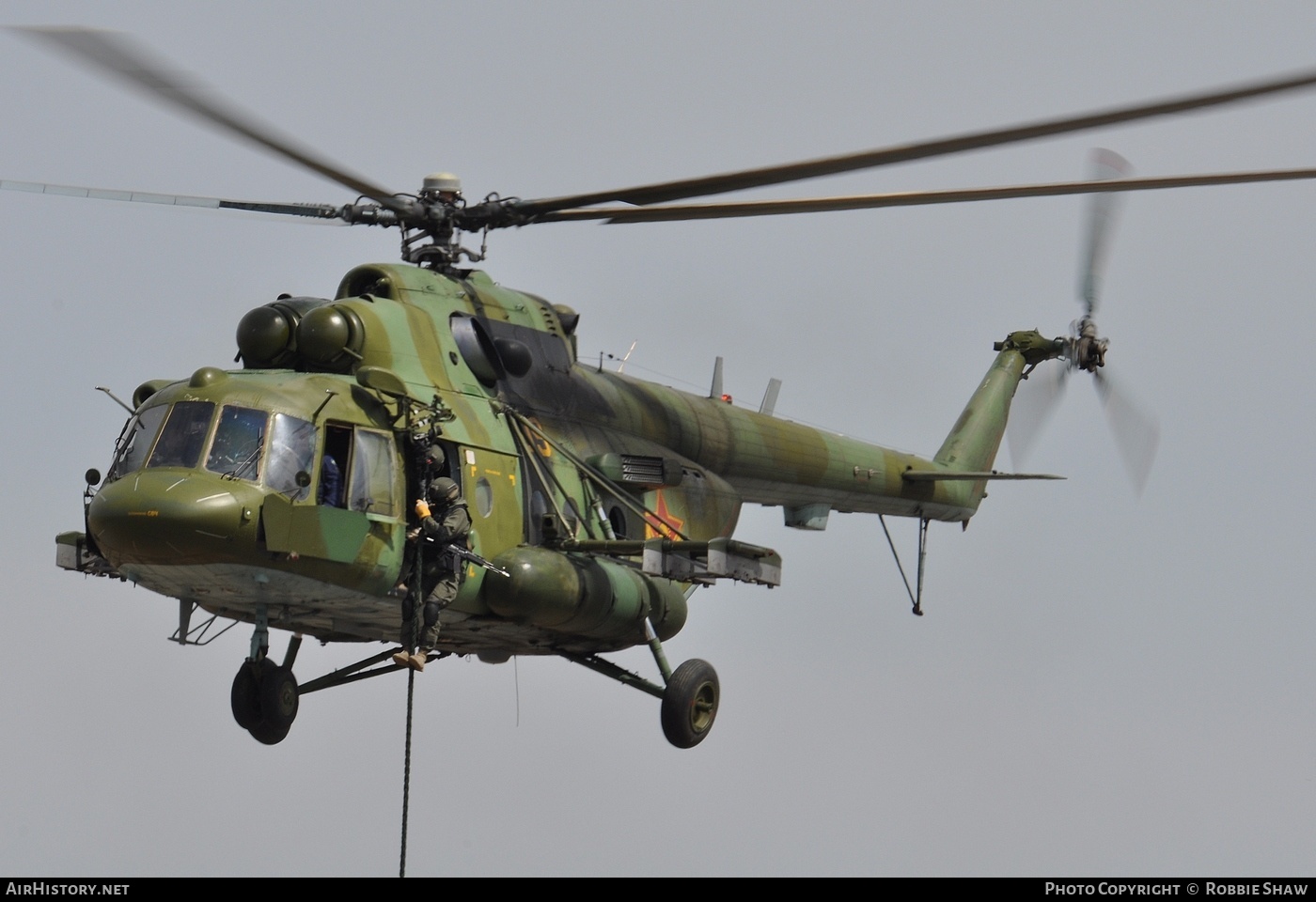 Aircraft Photo of 09 yellow | Mil Mi-17V-5 (Mi-8MTV-5) | Kazakhstan - Air Force | AirHistory.net #195615