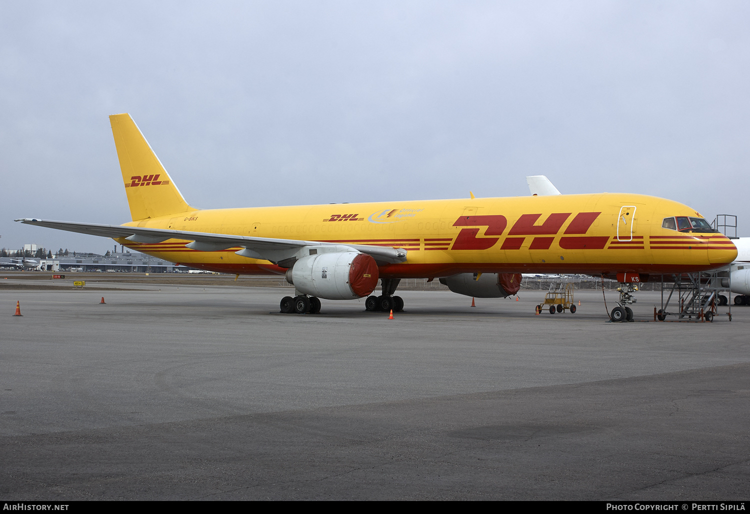 Aircraft Photo of G-BIKS | Boeing 757-236/SF | DHL International | AirHistory.net #195708