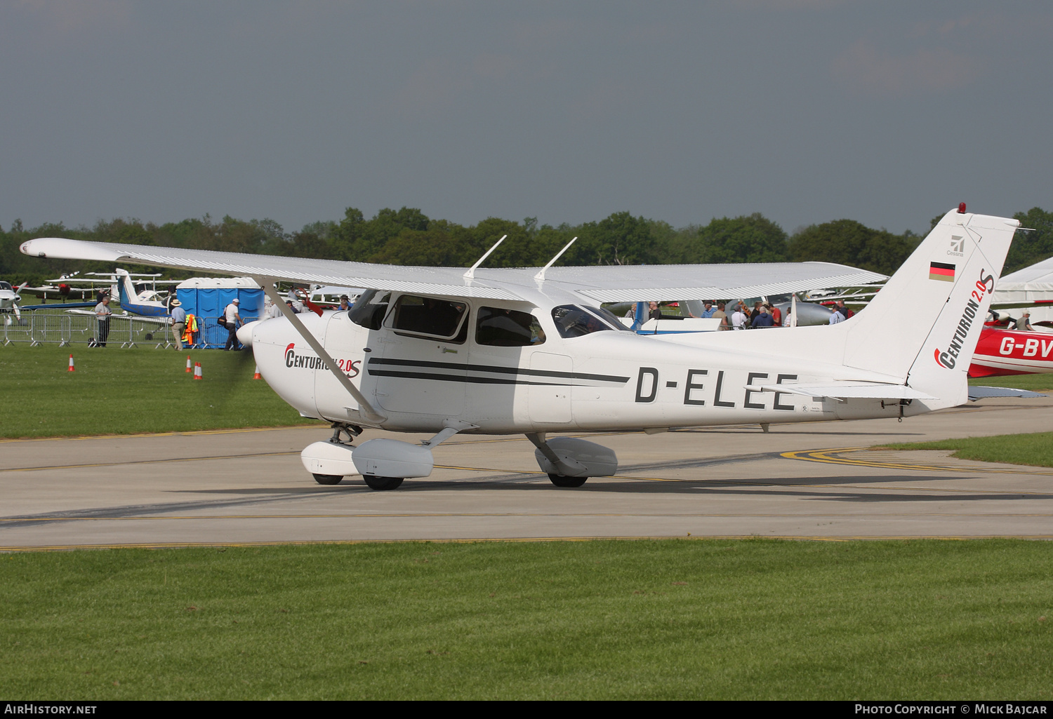 Aircraft Photo of D-ELEE | Cessna 172S(Centurion) Skyhawk SP | AirHistory.net #195722