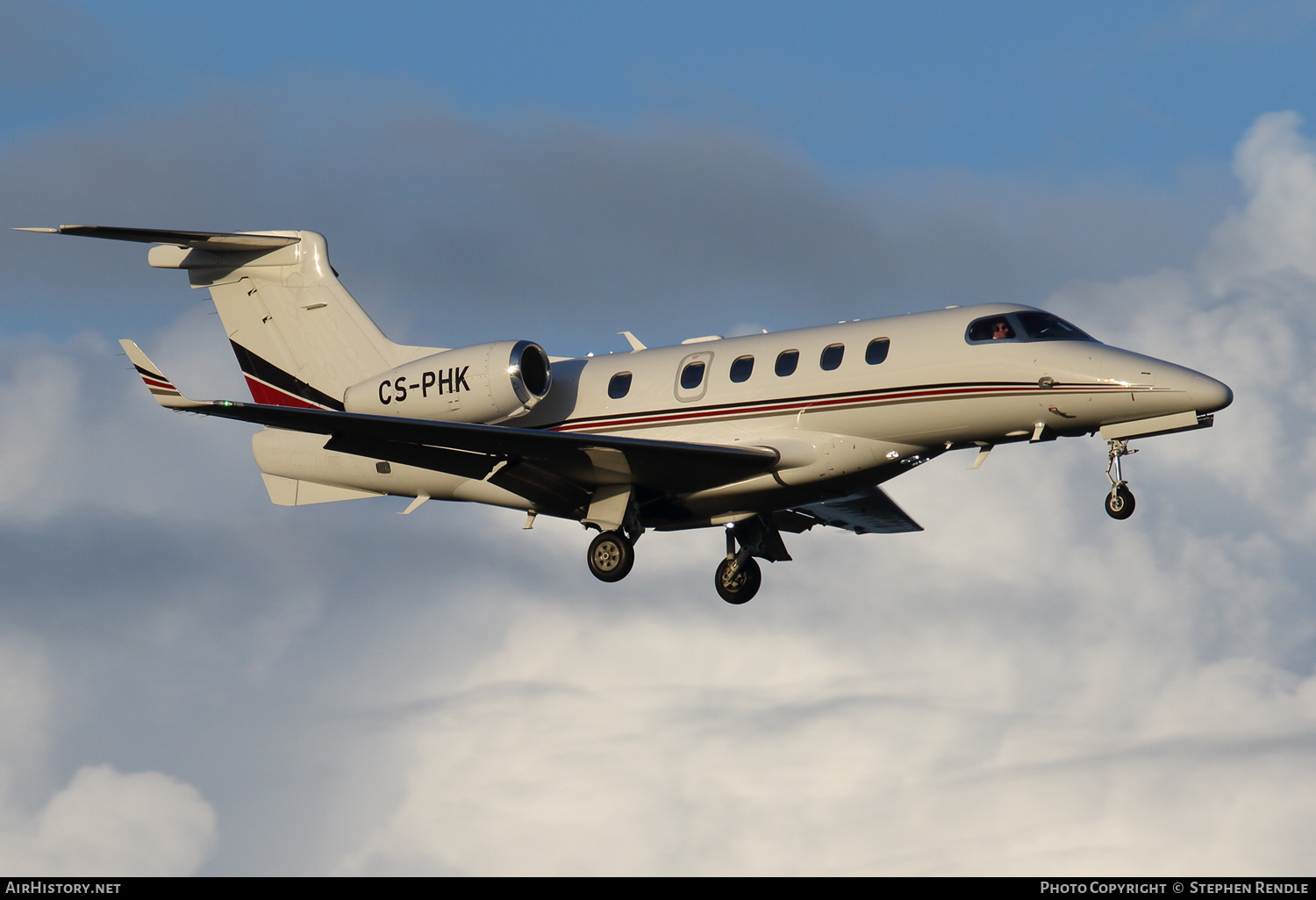 Aircraft Photo of CS-PHK | Embraer EMB-505 Phenom 300 | AirHistory.net #195843