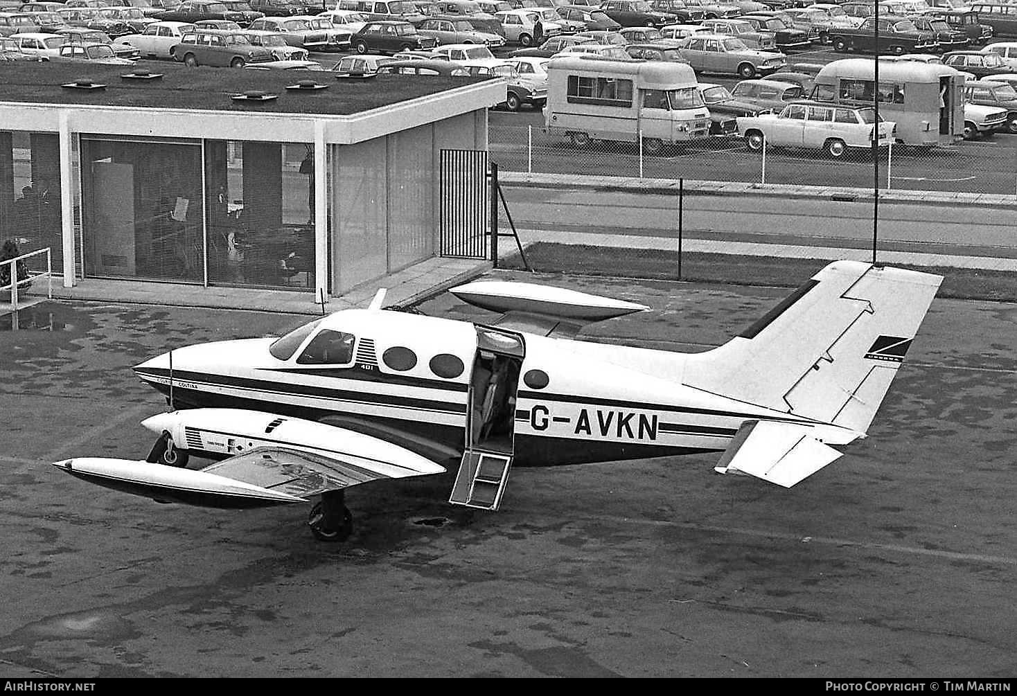Aircraft Photo of G-AVKN | Cessna 401 | AirHistory.net #196032