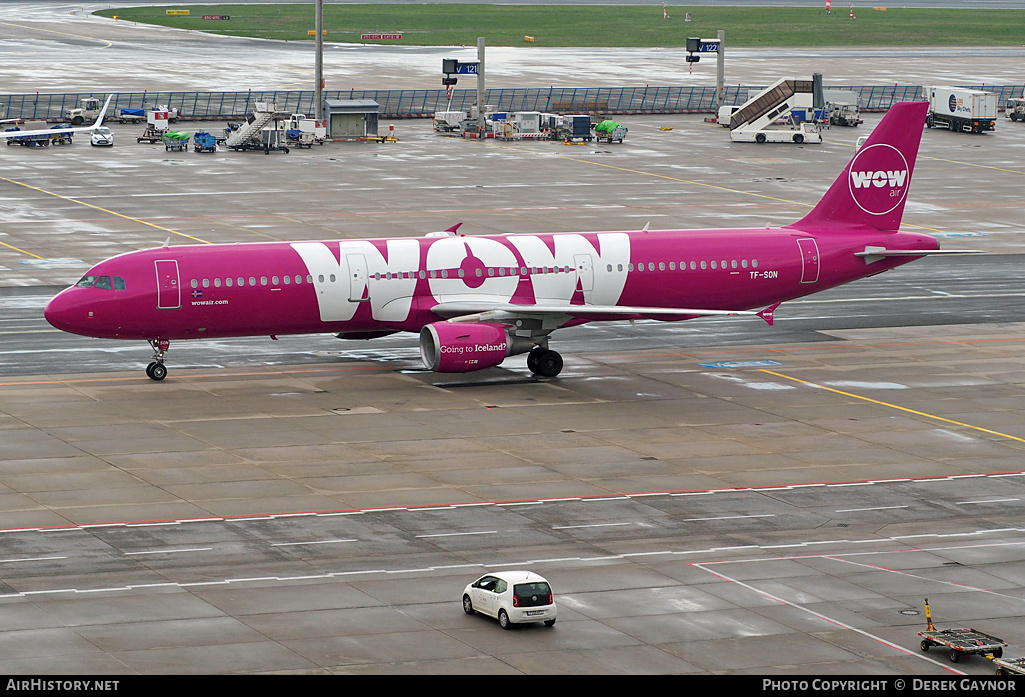 Aircraft Photo of TF-SON | Airbus A321-211 | WOW Air | AirHistory.net #196081