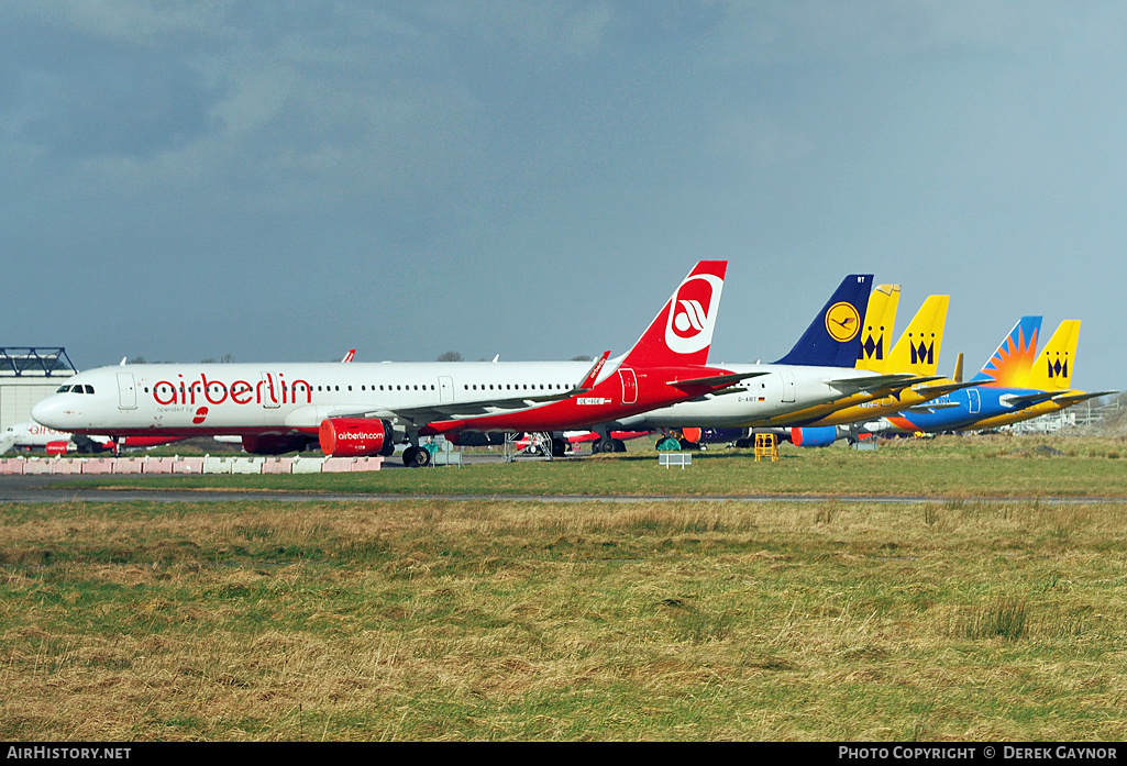 Aircraft Photo of OE-IGE | Airbus A321-211 | Air Berlin | AirHistory.net #196176
