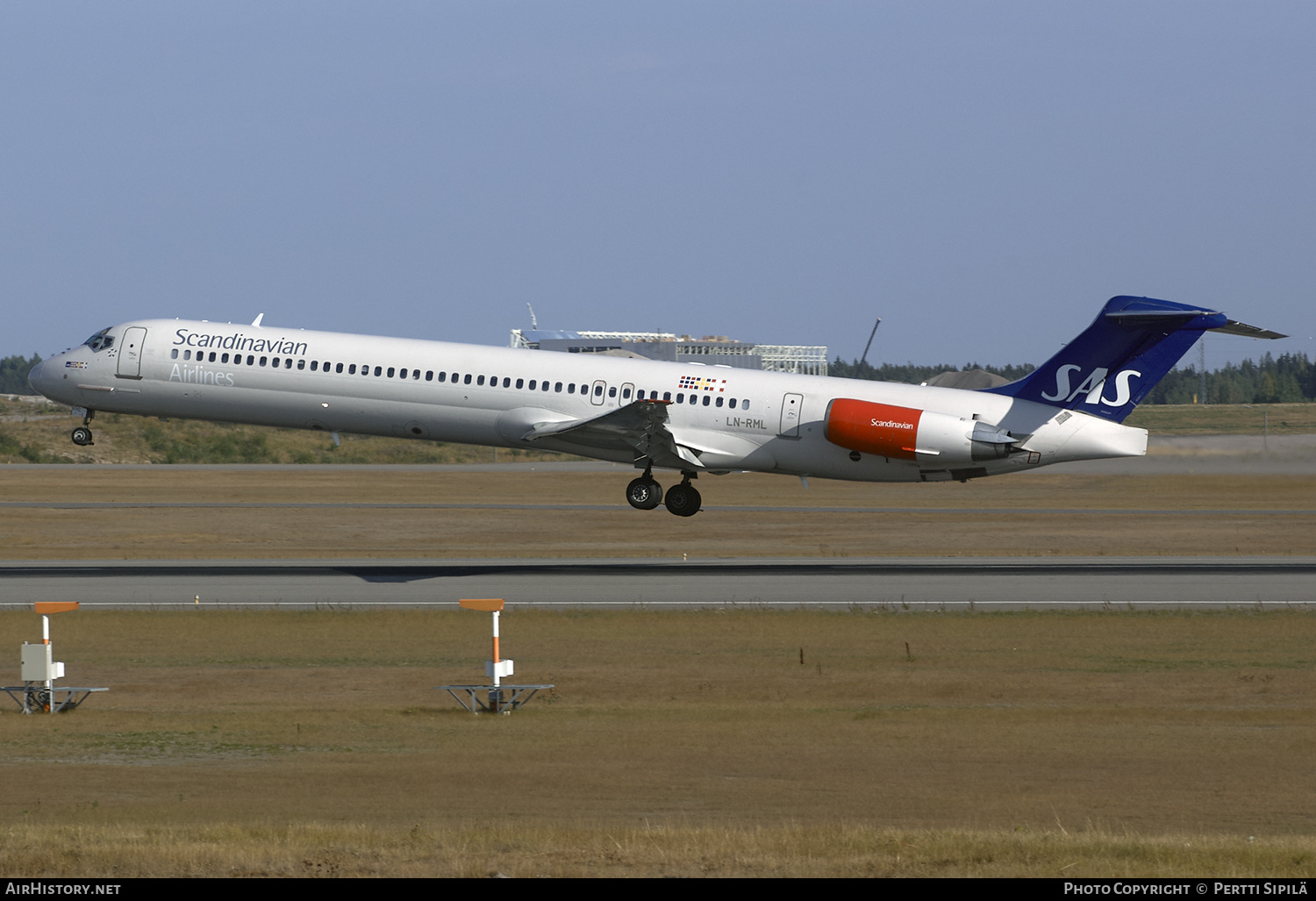 Aircraft Photo of LN-RML | McDonnell Douglas MD-82 (DC-9-82) | Scandinavian Airlines - SAS | AirHistory.net #196245