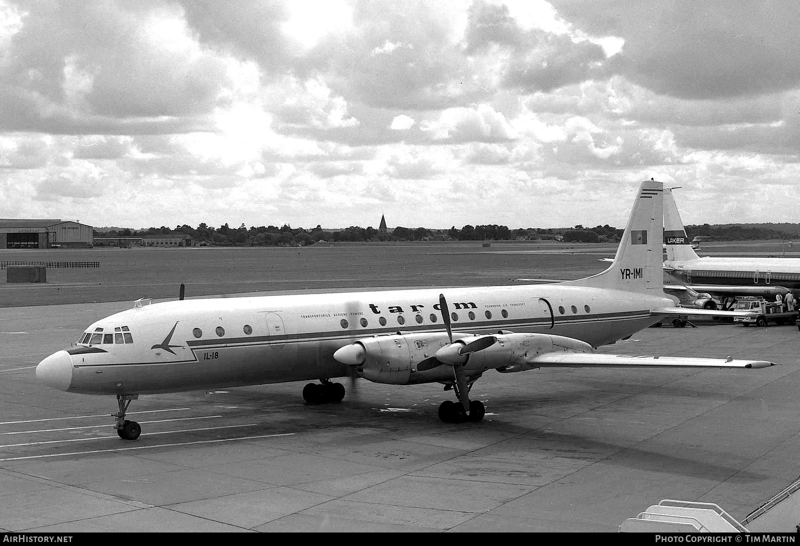 Aircraft Photo of YR-IMI | Ilyushin Il-18V | TAROM - Transporturile Aeriene Române | AirHistory.net #196305