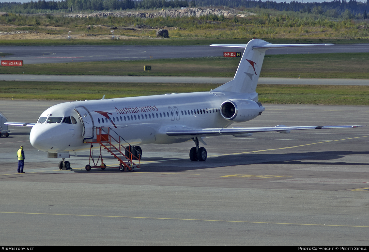 Aircraft Photo of OE-LVK | Fokker 100 (F28-0100) | Austrian Arrows | AirHistory.net #196313