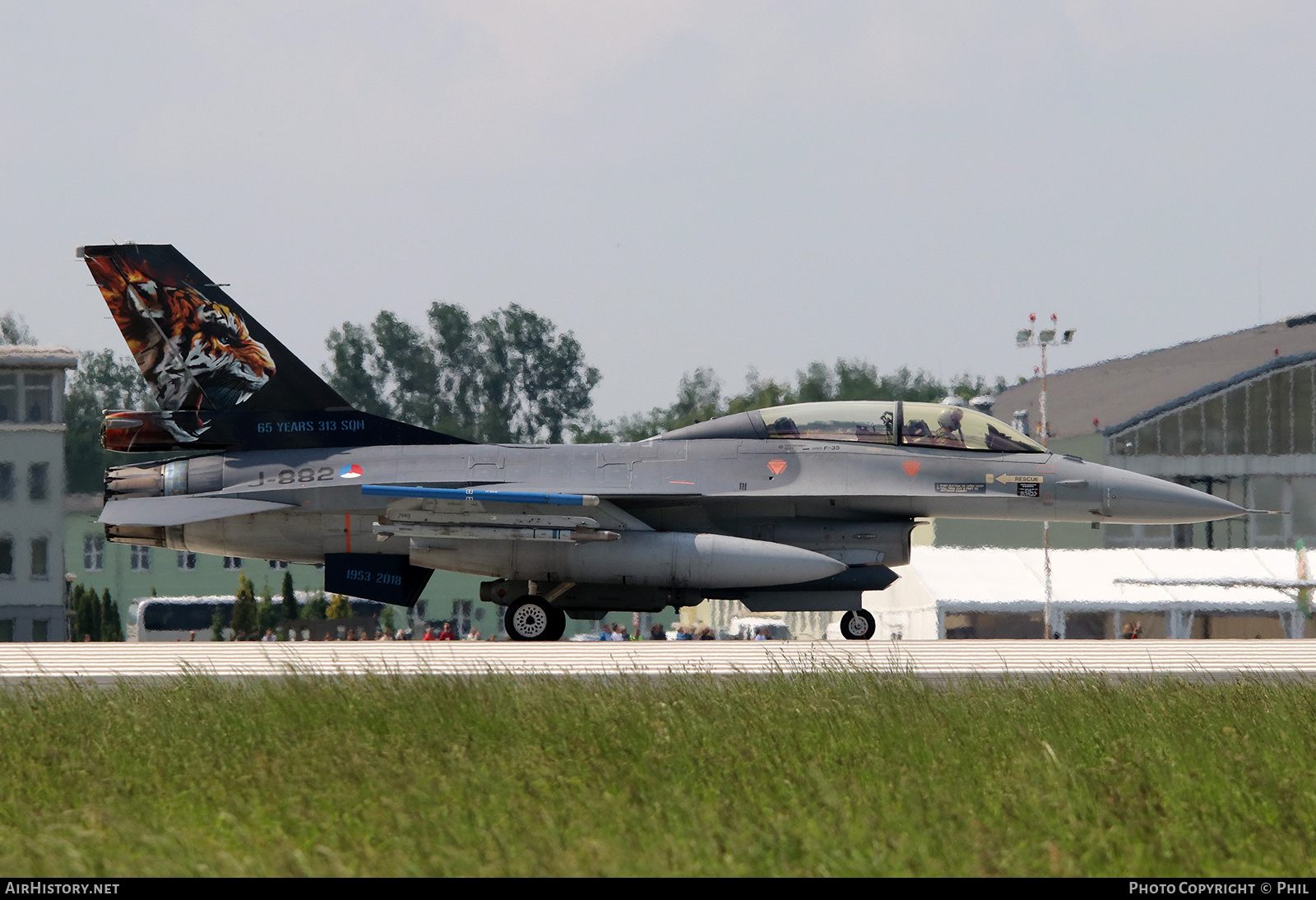 Aircraft Photo of J-882 | General Dynamics F-16BM Fighting Falcon | Netherlands - Air Force | AirHistory.net #196332