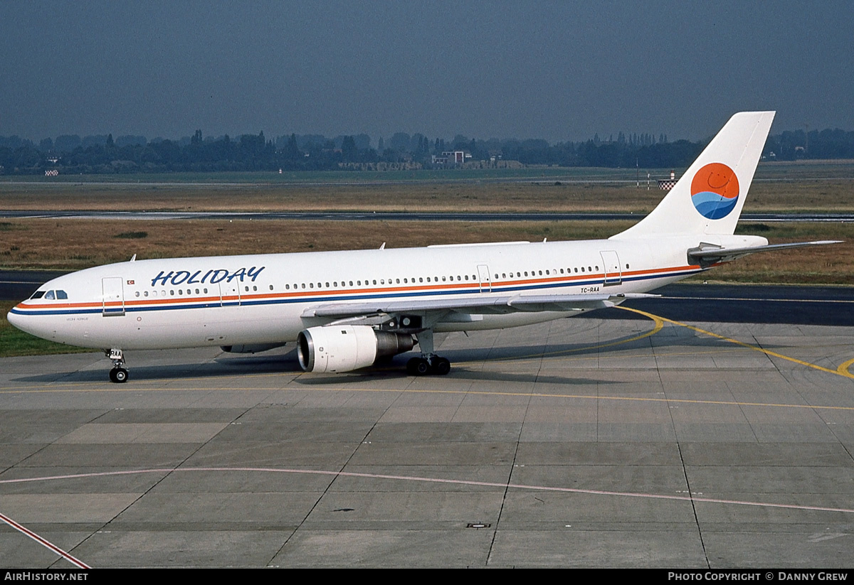 Aircraft Photo of TC-RAA | Airbus A300B4-203 | Holiday Airlines | AirHistory.net #196356