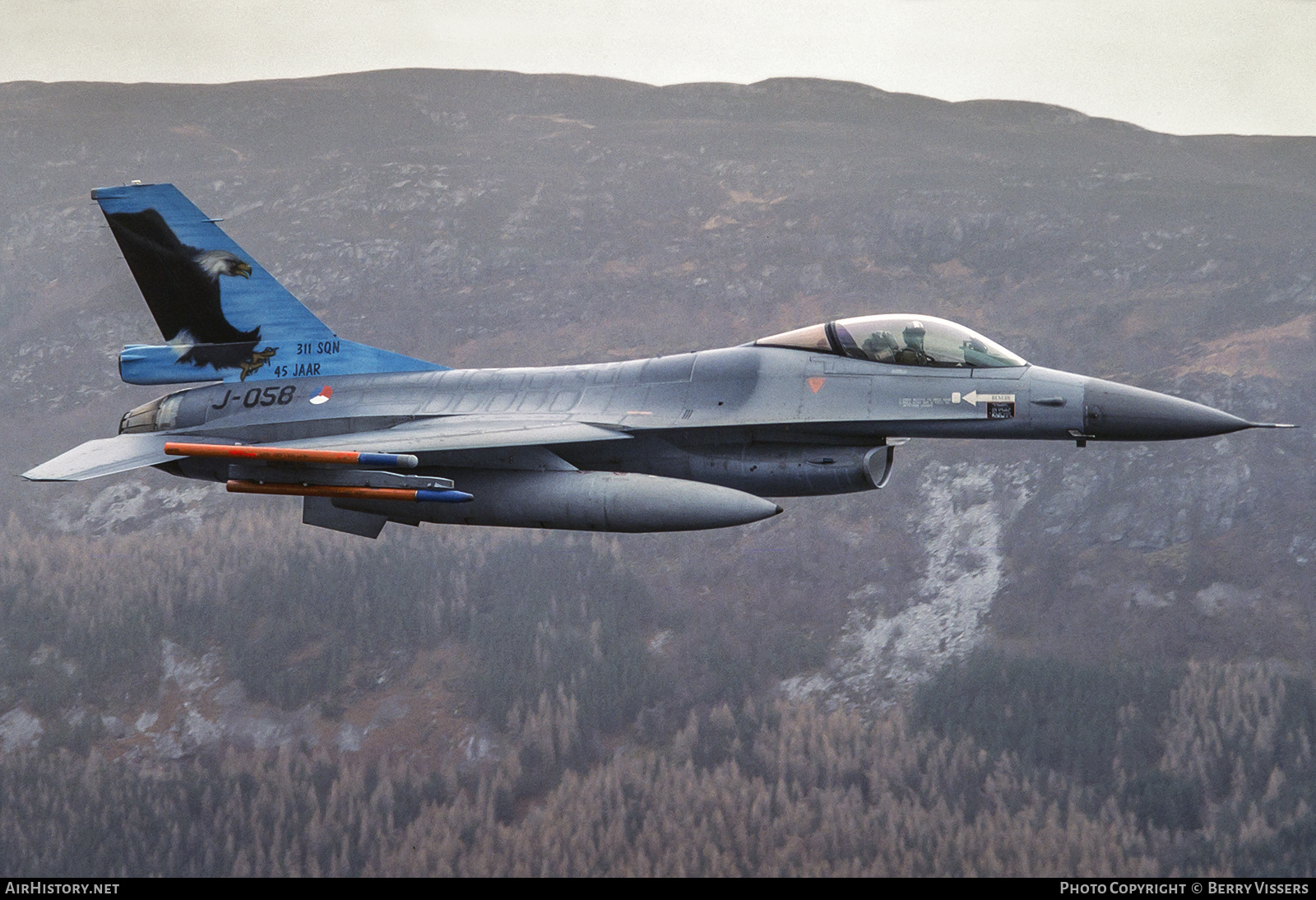 Aircraft Photo of J-058 | General Dynamics F-16A Fighting Falcon | Netherlands - Air Force | AirHistory.net #196394