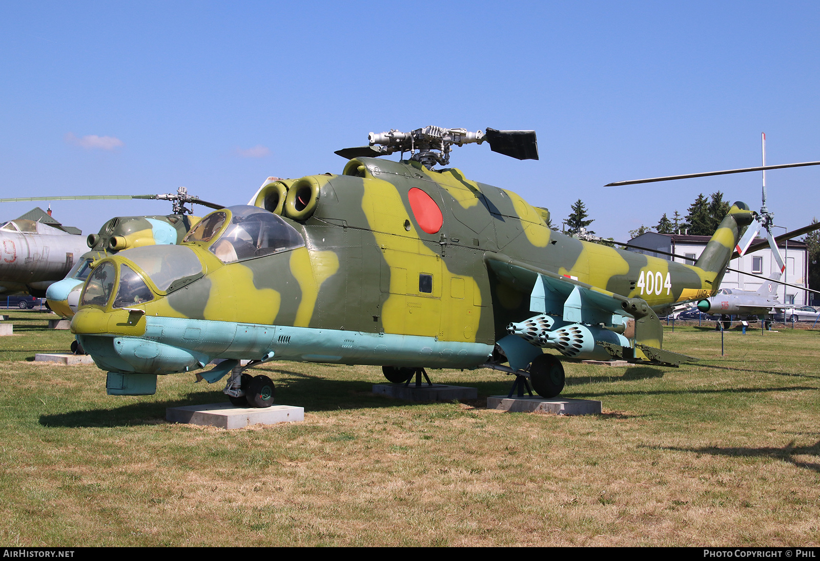 Aircraft Photo of 4004 | Mil Mi-24D | Poland - Army | AirHistory.net #196542