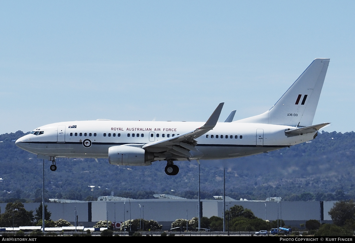Aircraft Photo of A36-001 | Boeing 737-7DT BBJ | Australia - Air Force | AirHistory.net #196543