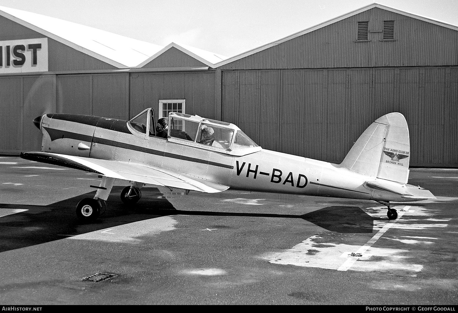 Aircraft Photo of VH-BAD | De Havilland DHC-1 Chipmunk T10 | Aero Club of Broken Hill | AirHistory.net #196790