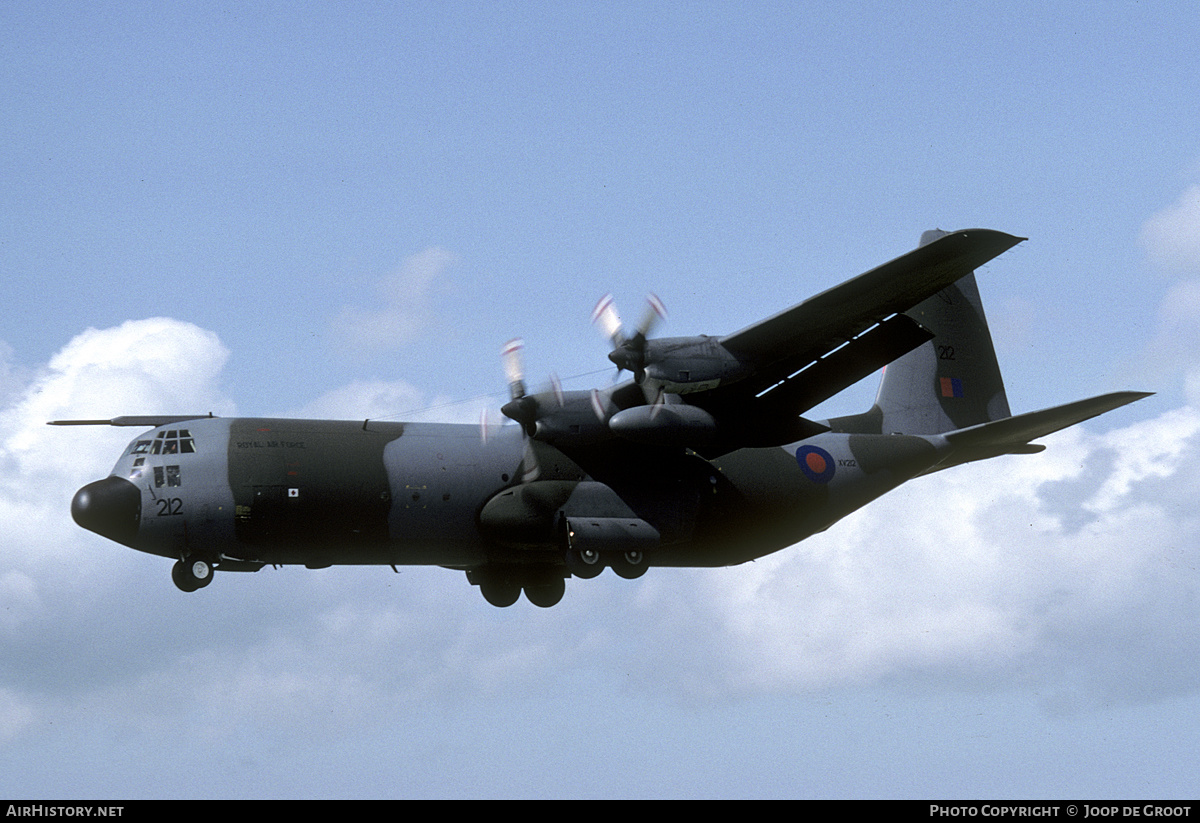 Aircraft Photo of XV212 | Lockheed C-130K Hercules C3P (L-382) | UK - Air Force | AirHistory.net #196801