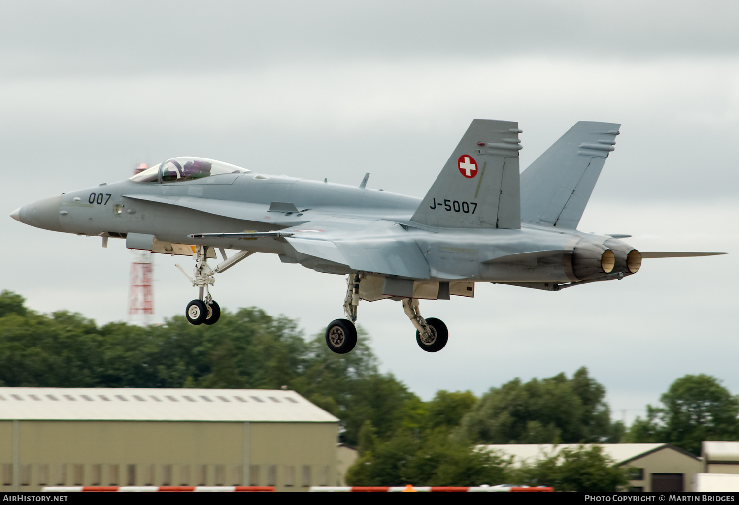 Aircraft Photo of J-5007 | McDonnell Douglas F/A-18C Hornet | Switzerland - Air Force | AirHistory.net #196810