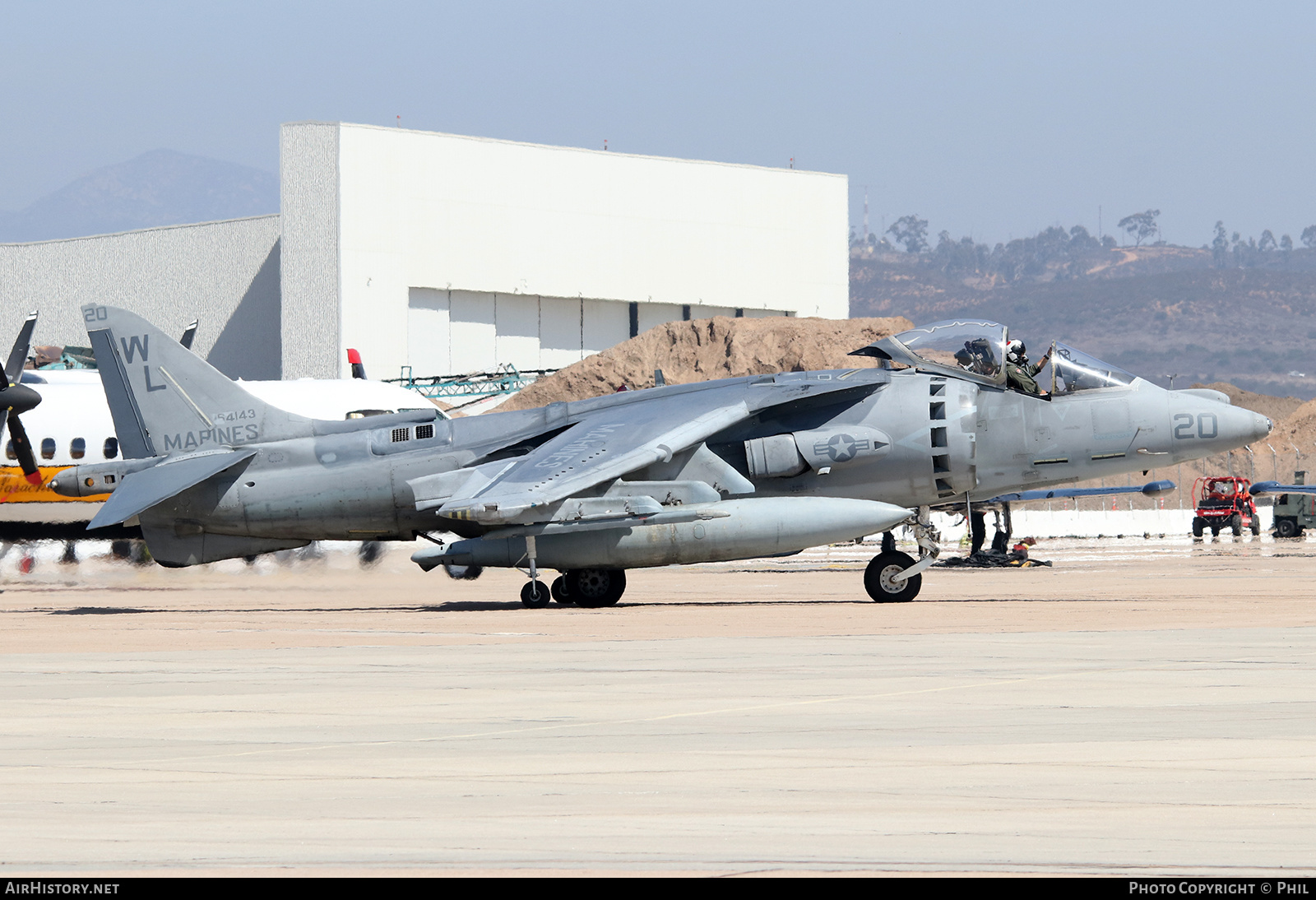 Aircraft Photo of 164143 | McDonnell Douglas AV-8B Harrier II | USA - Marines | AirHistory.net #196895