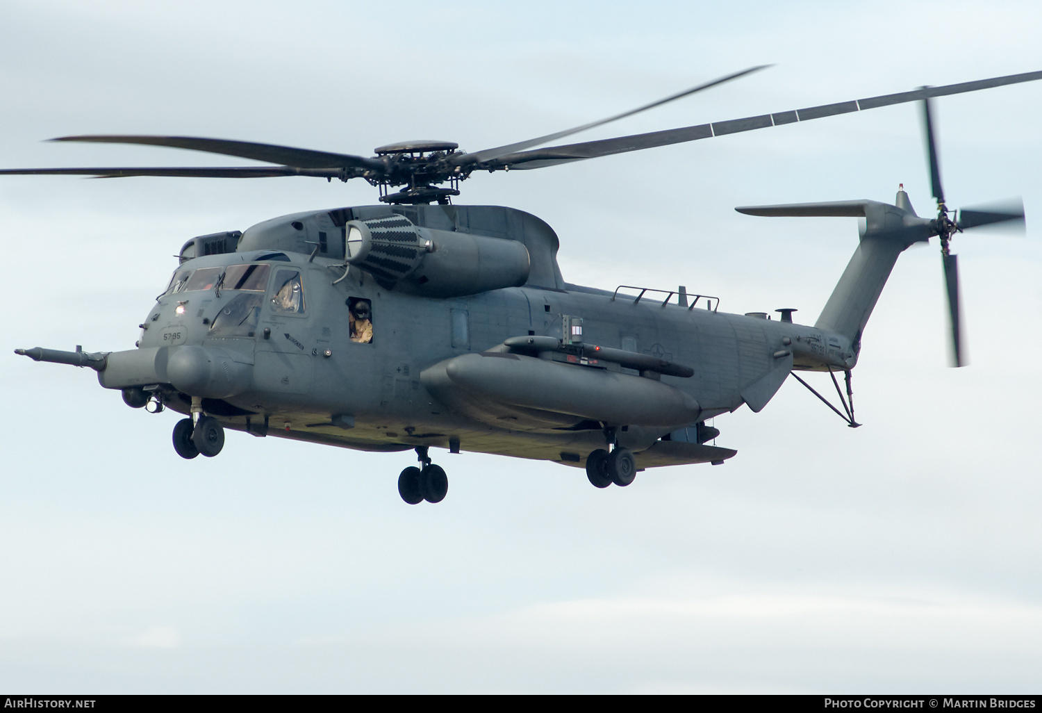 Aircraft Photo of 69-5795 / 95795 | Sikorsky MH-53M Pave Low IV | USA - Air Force | AirHistory.net #197007