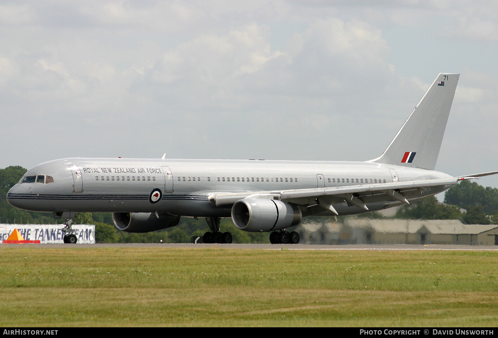 Aircraft Photo of NZ7571 | Boeing 757-2K2 | New Zealand - Air Force | AirHistory.net #197088